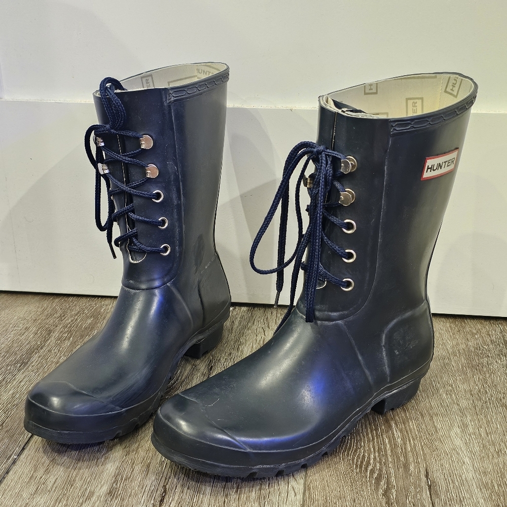 HUNTER Matte Navy Lace-Up Calf Rain Boots Festival Classic